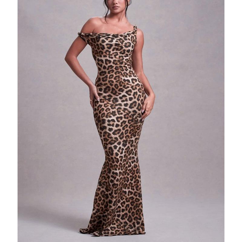 2025 Summer Sexy Halter Leopard Printed Suspender Dress New Fashion Elegant Sleeveless Bodycon Slim Long Party Dresses Women Clothing