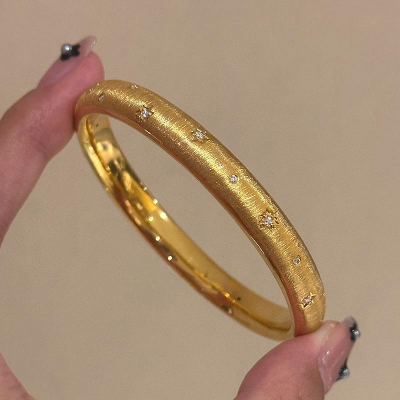 Light Luxury Exquisite inlay diamonds wire drawing bangles Vintage Palace Style Bracelet for women Wedding High Quality
