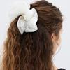 FLOWOOM Subtiler Herz Scrunchie