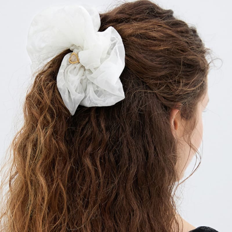 FLOWOOM Subtiler Herz Scrunchie