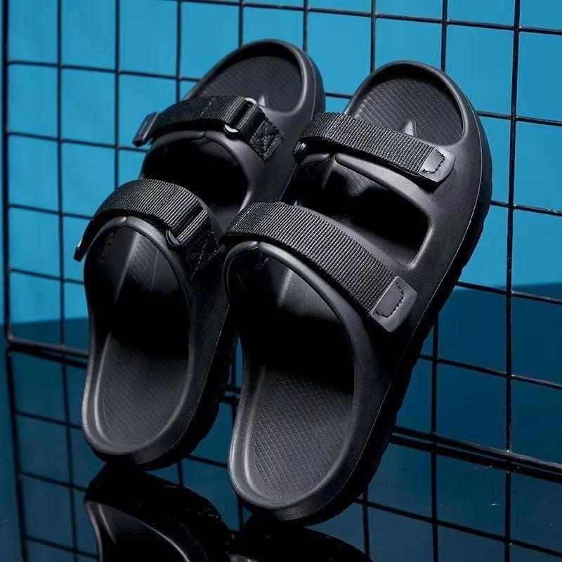 Large size slippers men's summer outer wear 2025 new eva deodorant and non-slip men's sense of stepping on shit thick bottom cool slippers tide
