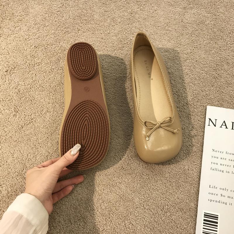 Retro Literary and Artistic Round Head Gentle Wind Grandma Shoes Spring 2025 Soft-soled Fairy Flat-bottomed Bow Pregnant Women Single Shoes Women