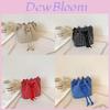 Stijlvolle, trendy kindertas met schouderband, uniek design en strassketting, perfect voor meisjes bij modieuze outfits.