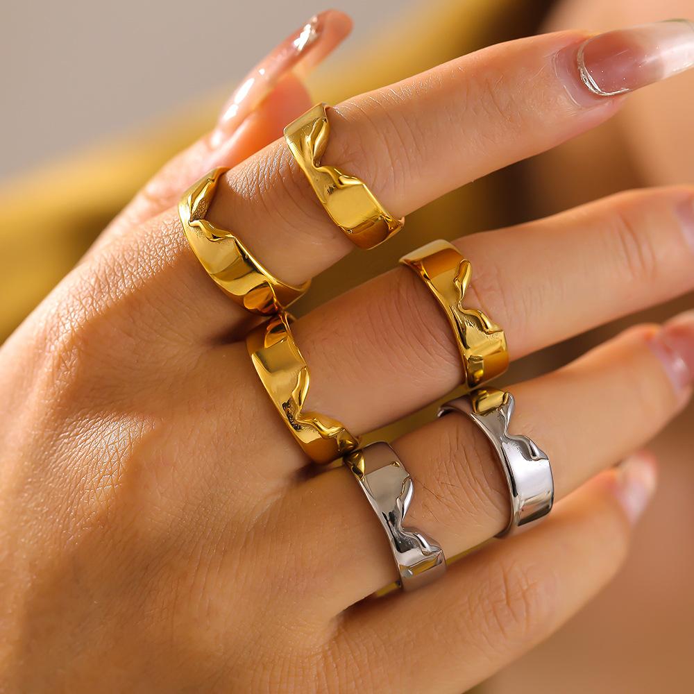 Wind Irregular Dent Ring Cold Wind Titanium Steel 18K Gold Plated Simple Couple Ring