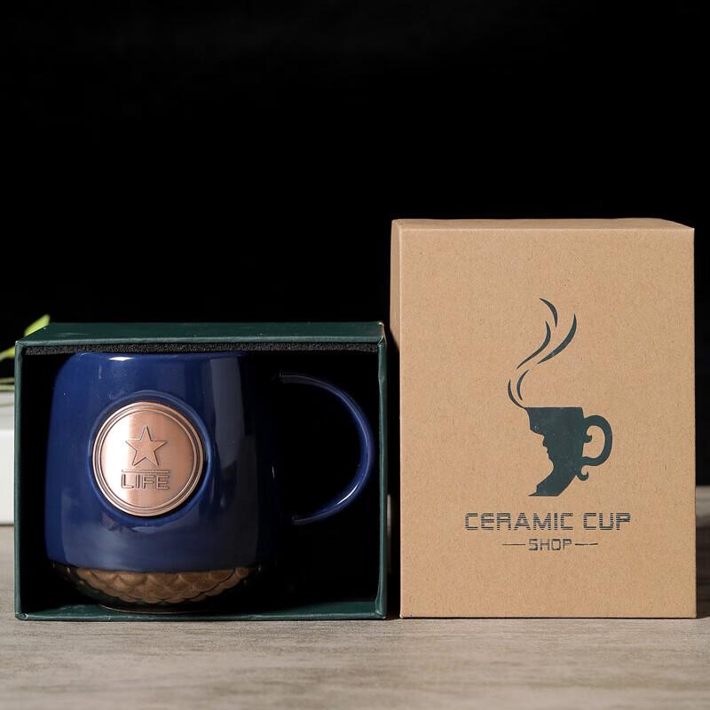 

Chaxun Classic Office Mug with Copper Badge