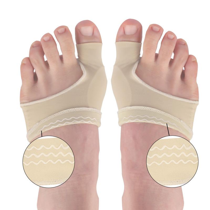

Water Ripple Dispensing Anti-skid Sole Cover SEBS Foot Guard Big Foot Bone Soft Anti-wear Foot Thumb Valgus Toe Splitter L（40-45）