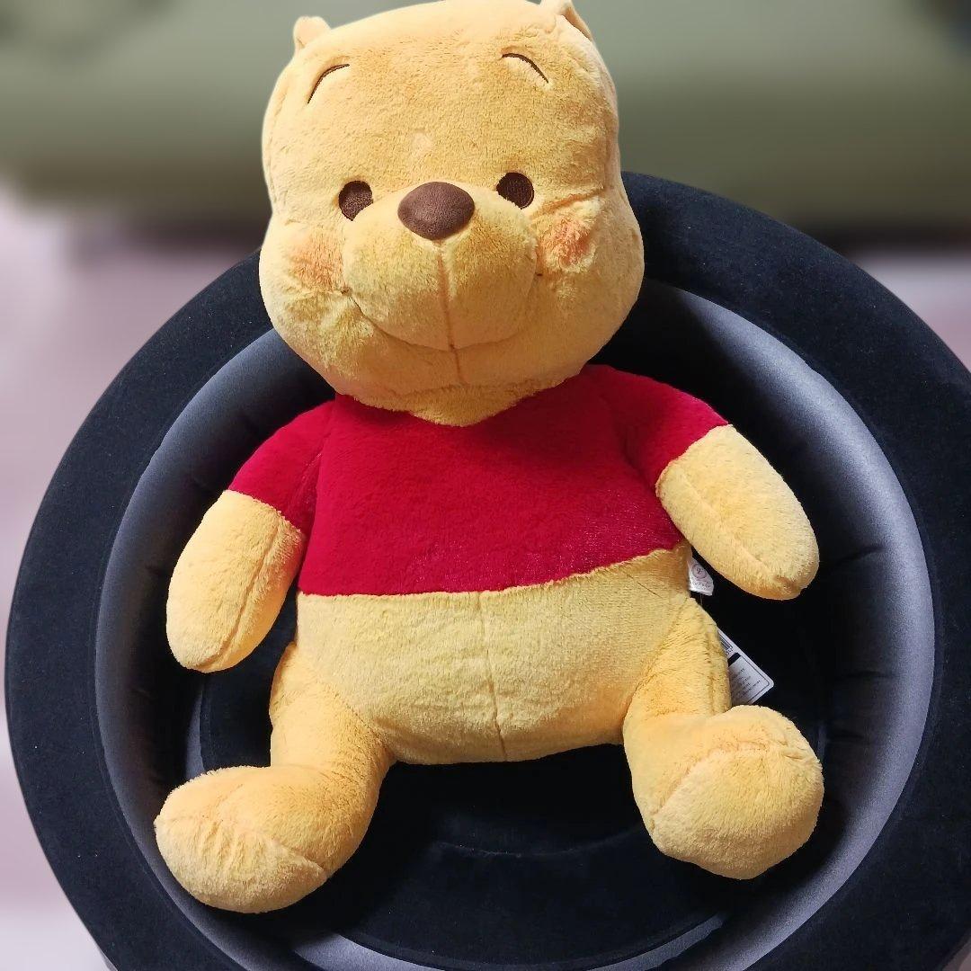 Winnie the Pooh super super big stuffed toy