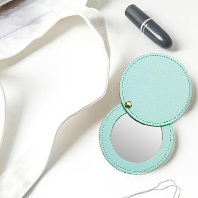 1 buc. Mini oglindă portabilă de buzunar pentru machiaj Oglindă cosmetică Buzunar pliabil compact