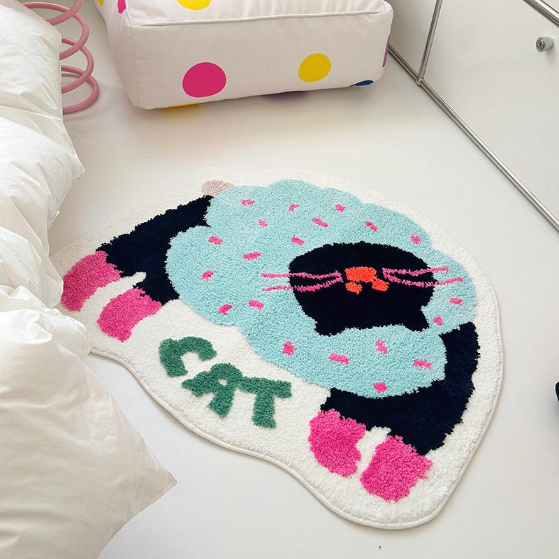 1PC INS Cute Cartoon Shaped Bread Imitation Cashmere Carpet Living Room Bedroom Decoration Thickened Non-Slip Bed Rug
