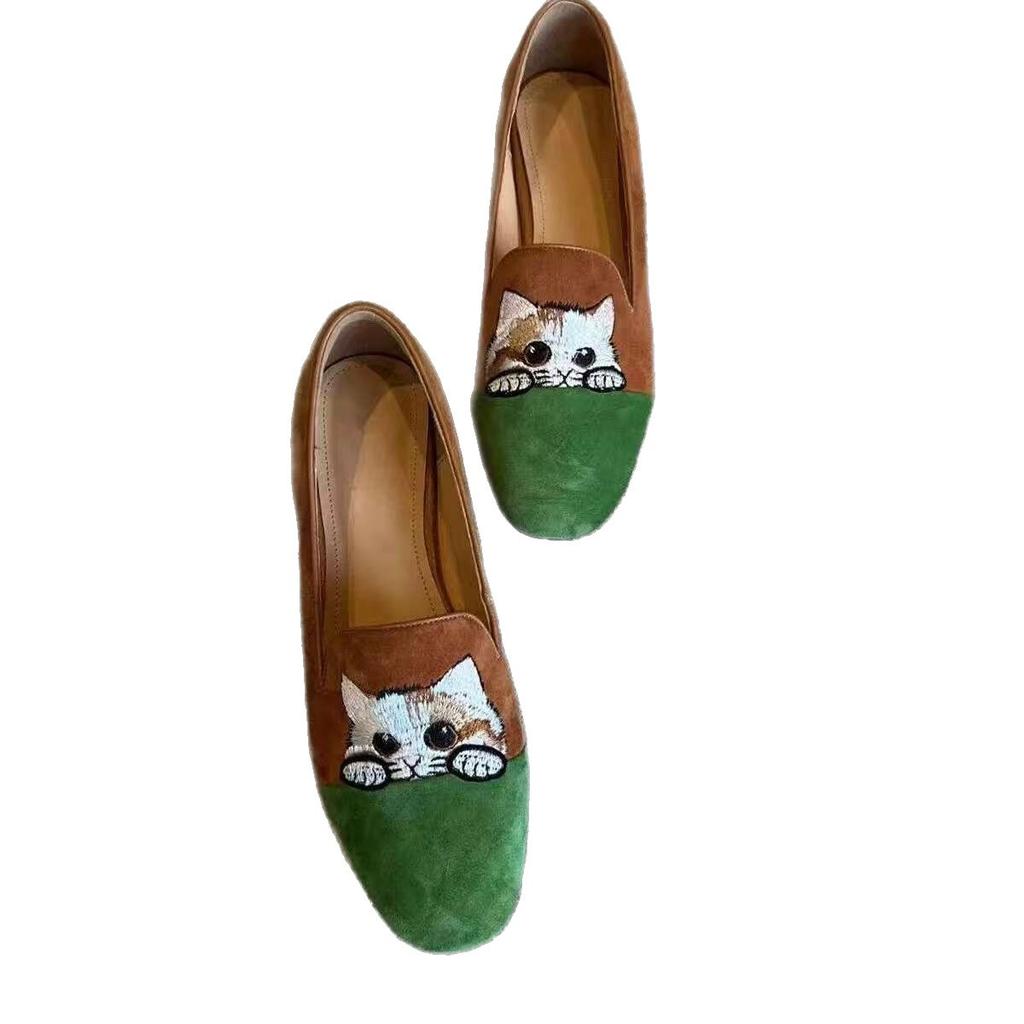 Lucky cat matte embroidery one-pedal lazy loafers women's low thick heel cat beanie shoes