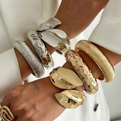 DIEZI New Punk Leaves Wide Cuff Bangles Bracelets Fashion Vintage Gold Silver Color Geometric Metal Spring Bangles Women Men