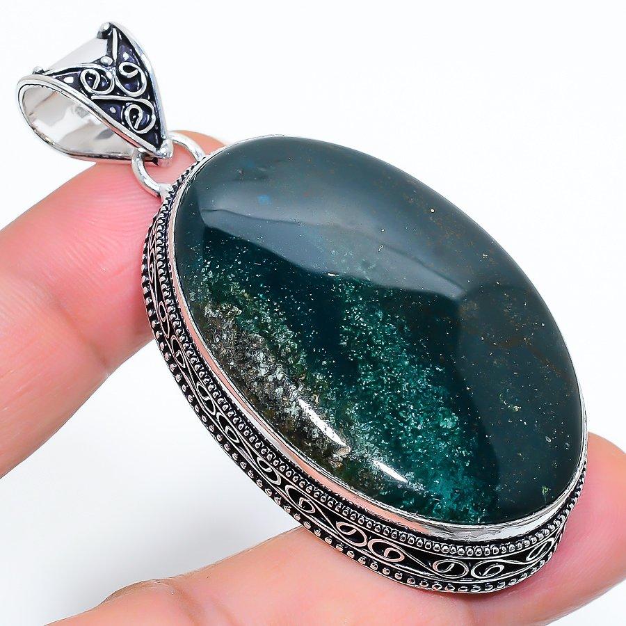 

Vintage Bloodstone Gemstone Handmade Ethnic Jewelry Pendant 2.56 VR-2684