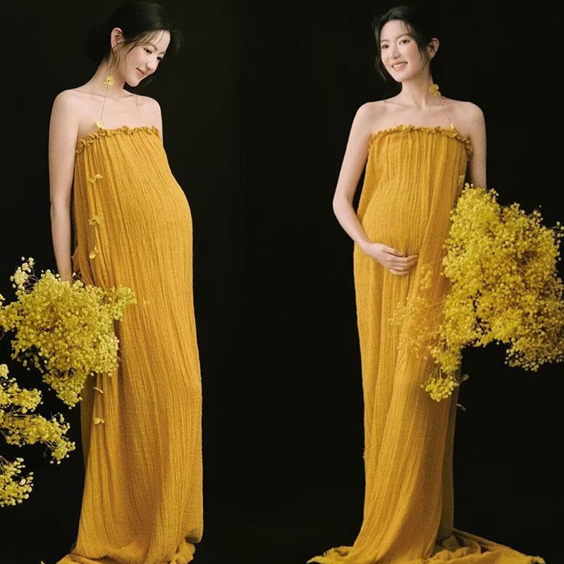Elegant Indoor Maternity Portrait Dress - Oil Painting Style One Size