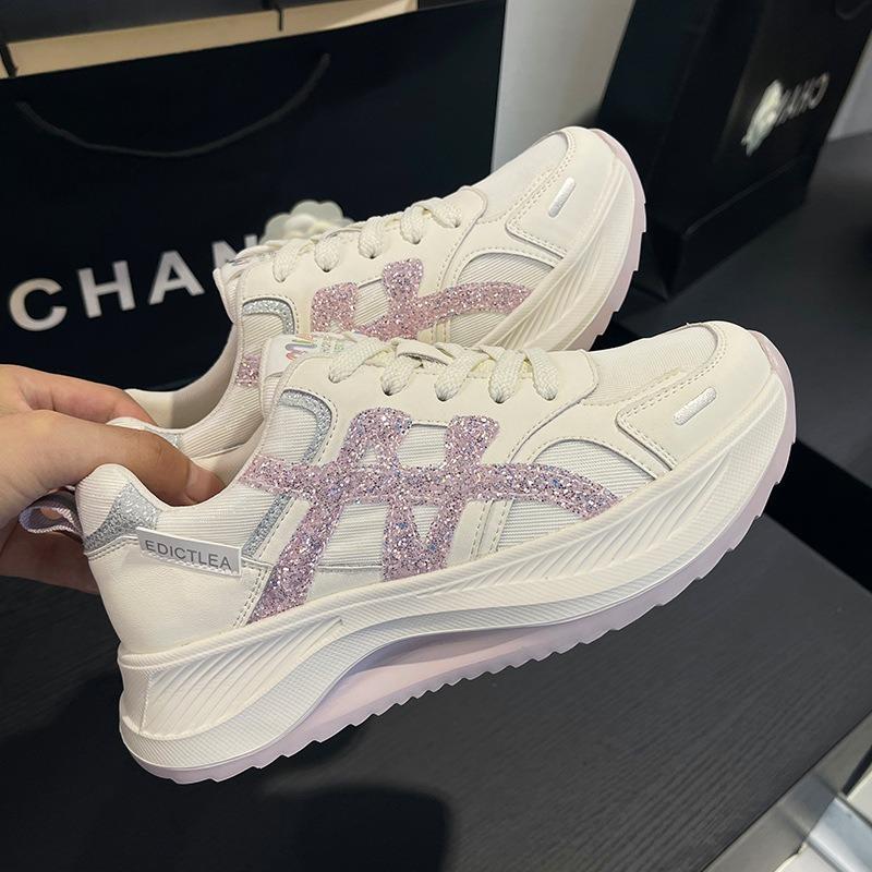 Breathable women's summer and autumn new lightweight thick-soled heightened casual sneakers comfortable and versatile women