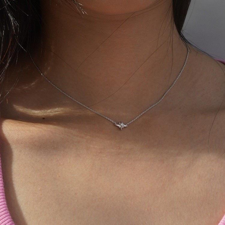 Starry S925 Silver 18K Gold-Plated Zircon Four-Pointed Star Pendant Necklace - Elegant and Delicate Design