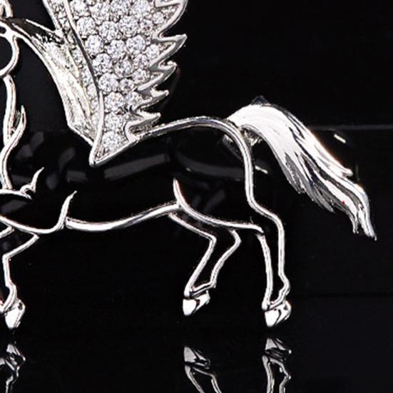 Koń Broszka Inkrustowana Cyrkoniami Latający Koń Przypinka Trójwymiarowy Wzór Konia Sweter Szalik Sukienka Odznaka Dodatek Biżuteryjny
