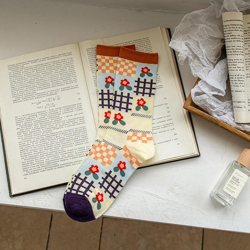 

Women s Argyle Mid-Calf Socks - Autumn/Winter Sweat-Absorbent, Fashionable College Style, Long Cotton Hosiery One Size