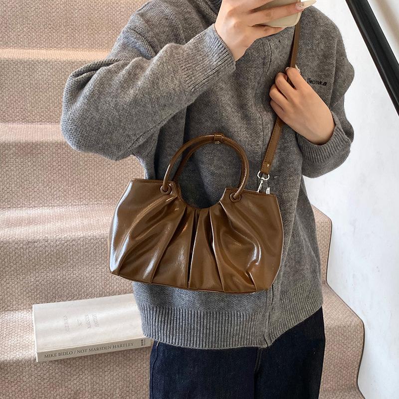 2025 pleated cloud bag new oblique span large-capacity bag single shoulder portable women's autumn and winter women's bag