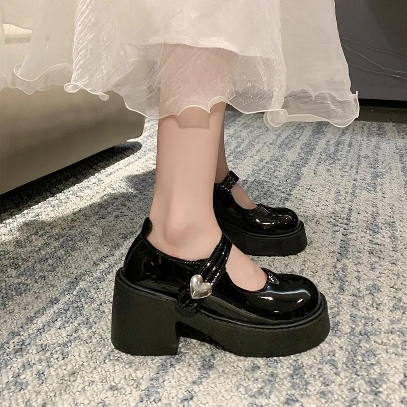 fashion 2024 New Solid Color Versatile Fashion Women's Shoes Thick Heel Round Toe Buckle Decorated Shallow Groove Buckle