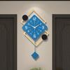 Wall Clock Living Room Light Luxury Creative Fashion Quartz Clock Modern Art Wall Hanging Non Punching Home Clock
