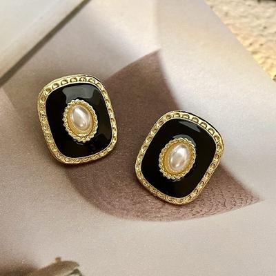 Boucles d'oreilles vintage élégantes en métal ovale géométrique blanc crème pour femmes, bijoux quotidiens