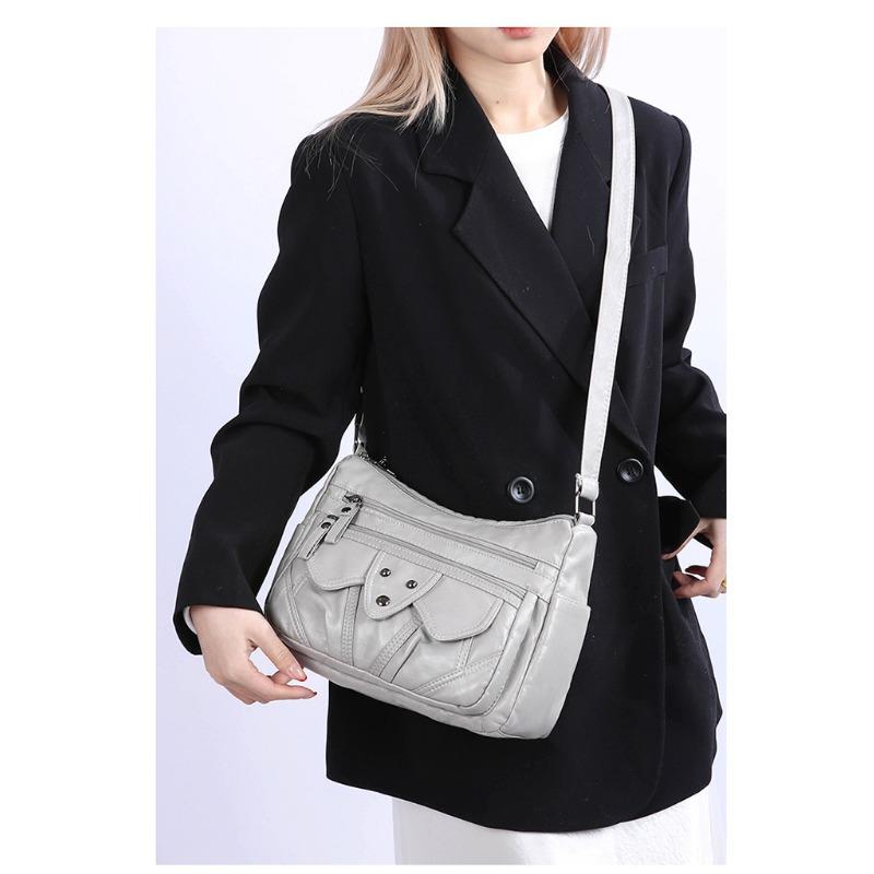 Vintage Large Capacity Single Shoulder Diagonal Cross Women's Bag
