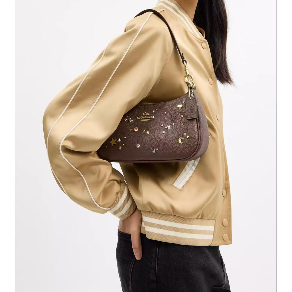 Coach Teri 24 Removable Shoulder Strap Star And Moon Decoration Hammered Leather Shoulder Bag Medium Women Shoulder Bag Brown CCZ99-IMV2R
