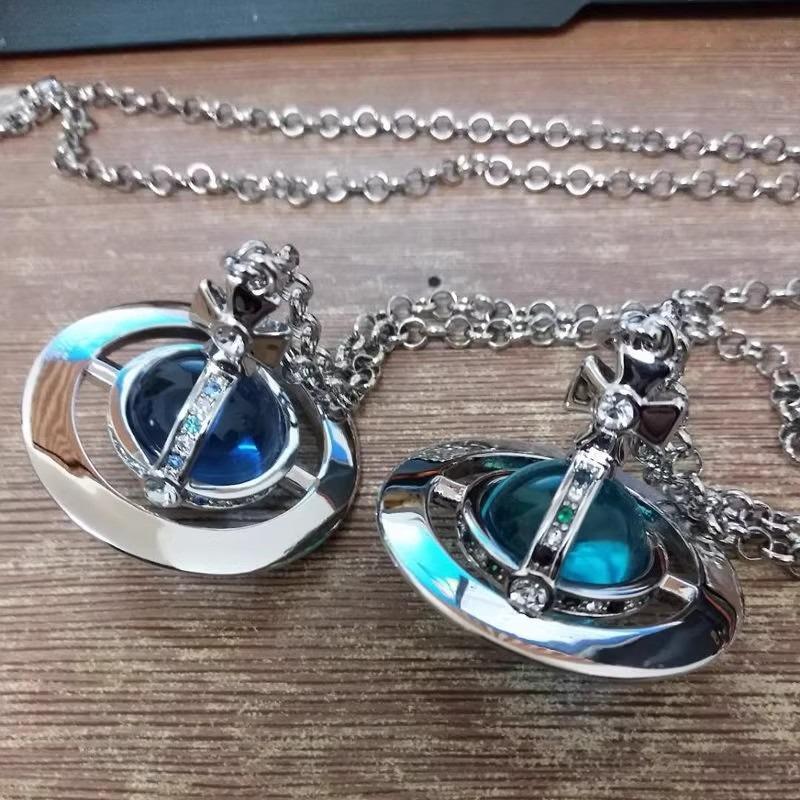 Kaiserinwitwe Weinrebe Vivienne groß m farbige Perlen Diamant dreidimensional Erde Planet Halskette Pulloverkette Damen
