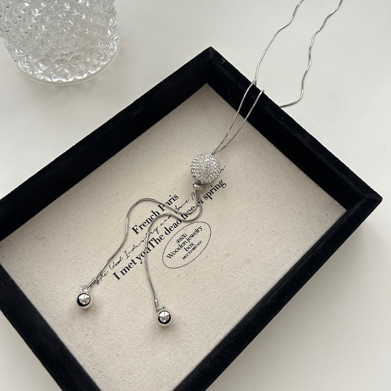 No fading autumn and winter sweater chain simple niche long necklace women's pendant fringed accessories pendant
