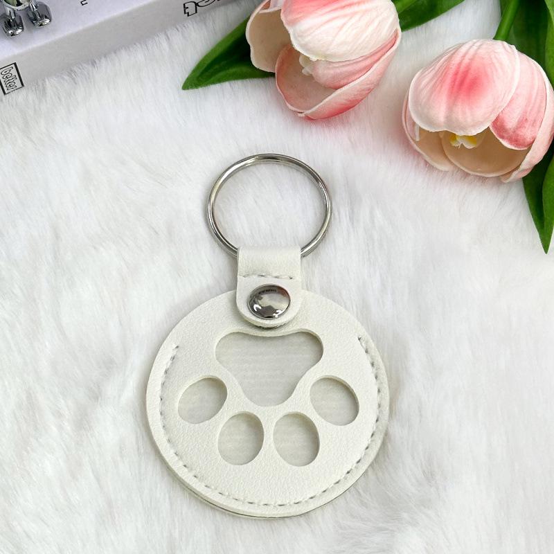 Leather Pet Hair Memorial Keychain Case: Cat & Dog Hair Keepsake Hanger