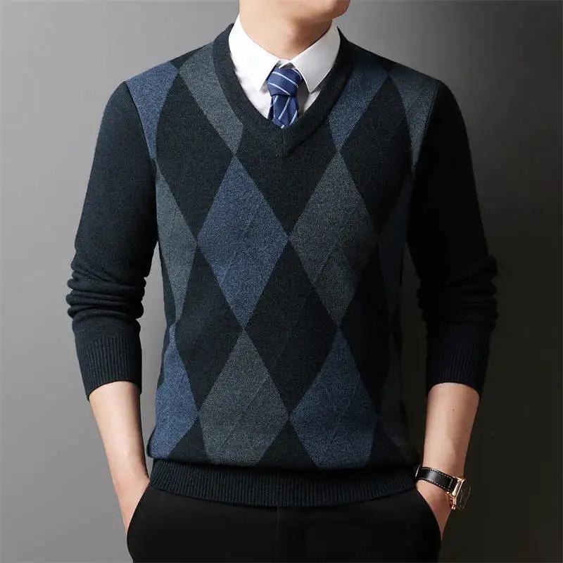 Winter Warm Men's Plaid V-neck Long Sleeved Sweater Knitted Sweater Fashion Casual Versatile Top