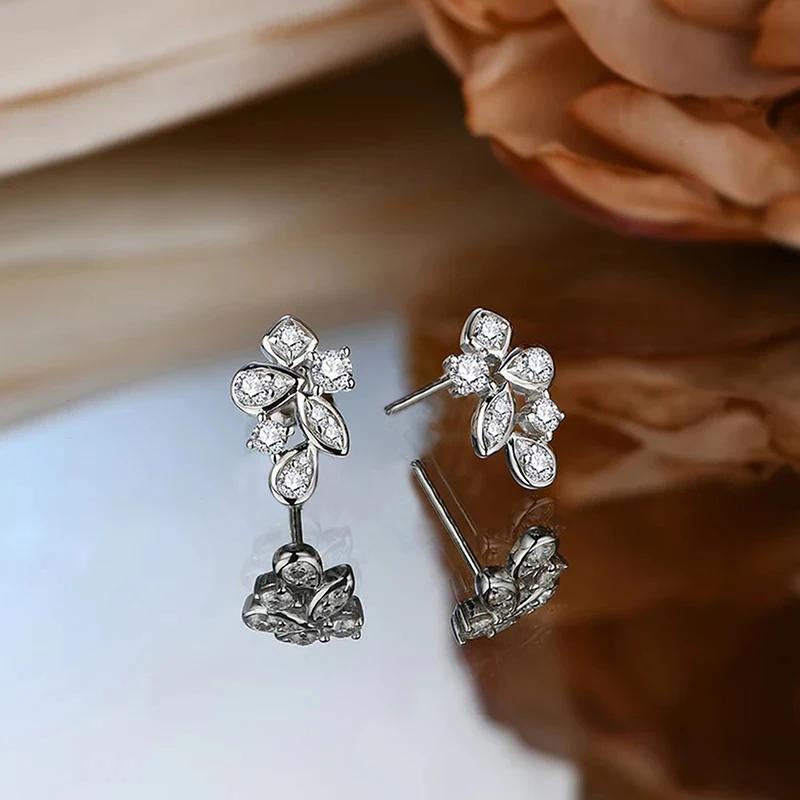 

Huitan Bright Waterdrop Flower Cubic Zirconia Stud Earrings for Women Simple Stylish Elegant Accessories Trendy Wedding Zircon