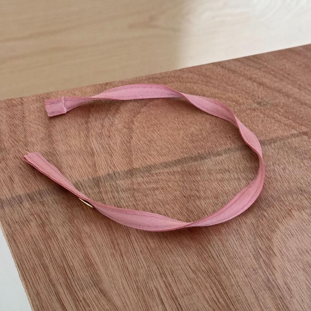 Retro Spiral Hair Band, A Niche Design for Spring and Summer, Is A Pressure-sensitive Hair and Facial Cleansing Headband