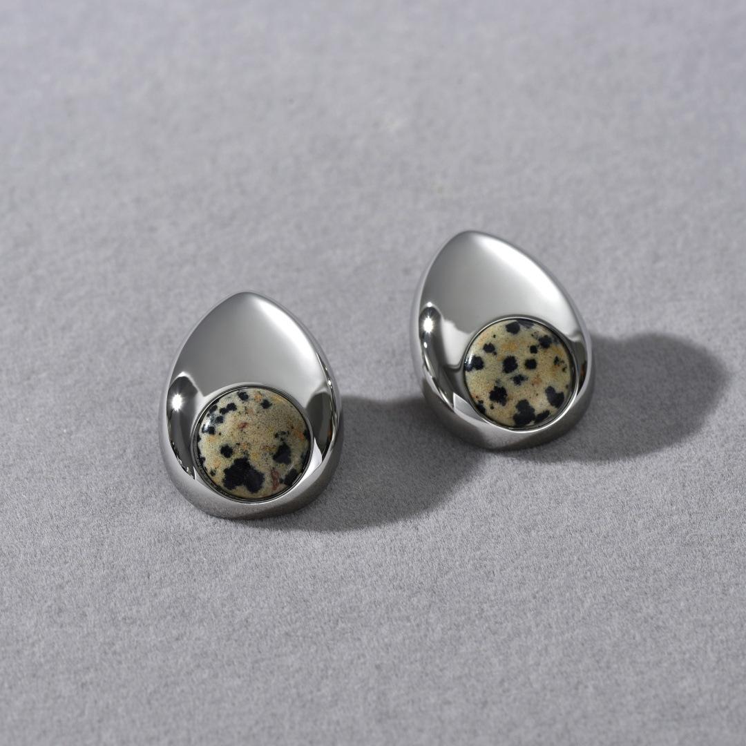 

Maillard Premium Metal Inlaid Spotted Stone Earrings S925 Silver Needle Earrings Autumn And Winter Fashion Versatile Earrings