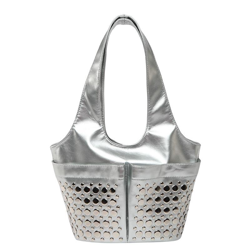 Women bags women's bags 2025 new European and American fashion rivet shoulder bag large capacity hand bucket bag