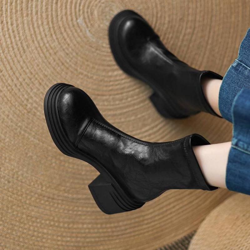 New women's Korean version large-size women's boots solid color round head high heel solid color rear zipper comfortable thick-soled non-sli