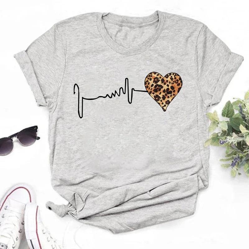 Leopard Love Heart Print Women Fashion T Shirt Black Female Short Sleeve Graphic Tops Women Sleeved Harajuk Streetwear Casual