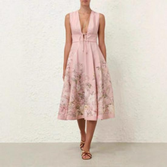 Elegant Beaded V-Neck Sleeveless Evening Dress with Waist-Cinching Fit