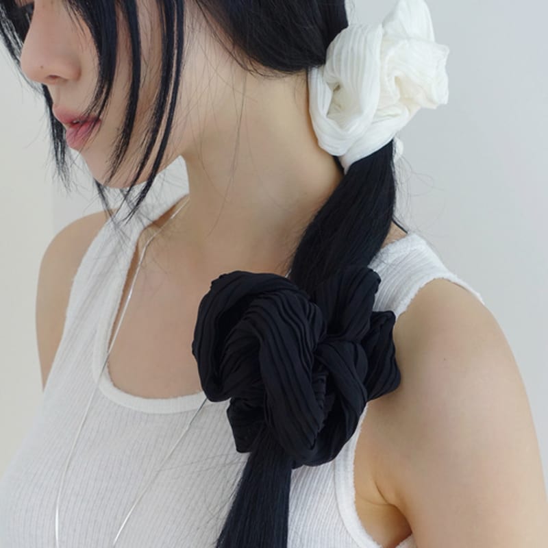 PONY PRESS CLUB Pleats Duo Scrunch (2 Colors)