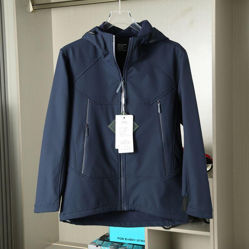 European and American New Style Outdoor Windproof and Water-Resistant Softshell Jacket for Men, Hooded Zip-Up Jacket, Multi-Color Softshell Clothing