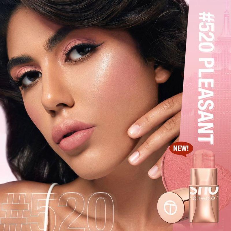 O.TWO.O - Glow Color Bounce Blush - 2 Colors