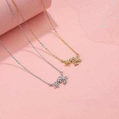 Small Fresh Hollow Flower Necklace for Women Summer Sweet Versatile Collar Chain