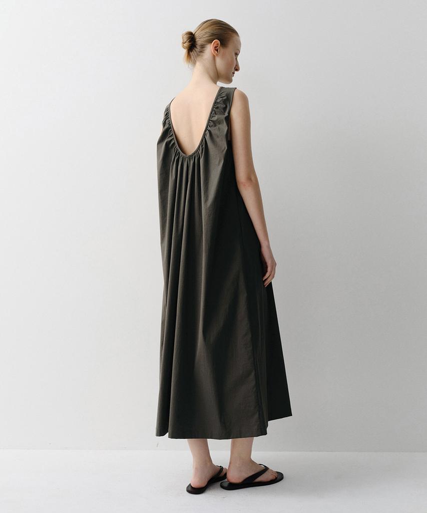 Ia Thea Shirring Maxi Dress (Deep Khaki)