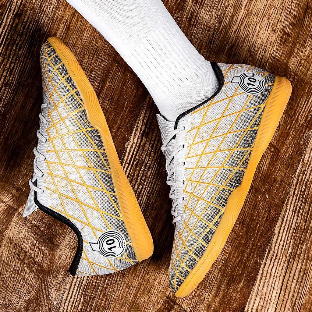 Professional Men's Soccer Shoes Society Indoor Training Football Boots Rubber Soled Fast Football Shoes Outdoor Children Sneaker