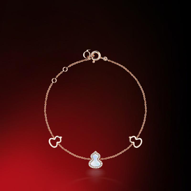 Luxury Women's Gourd Bracelet: Silver-Gilt, Mother-of-Pearl, Agate Jewelry, Unique Bangle, Handcrafted Design.