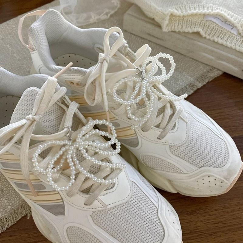 1 Pair Lovely Bowknot Phone Pendant Beaded Keyrings Bag Accessory Elegant Bag Ornament Shoe Pendant for Any Occasion