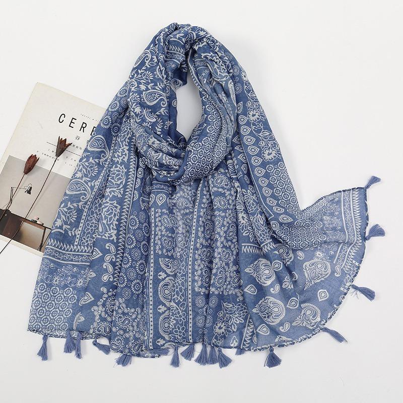 Spring and Autumn New Bali Yarn Tassel Retro Printed Geometric Scarf Versatile Fashion Travel Sunscreen Shawl Silk Scarf Women