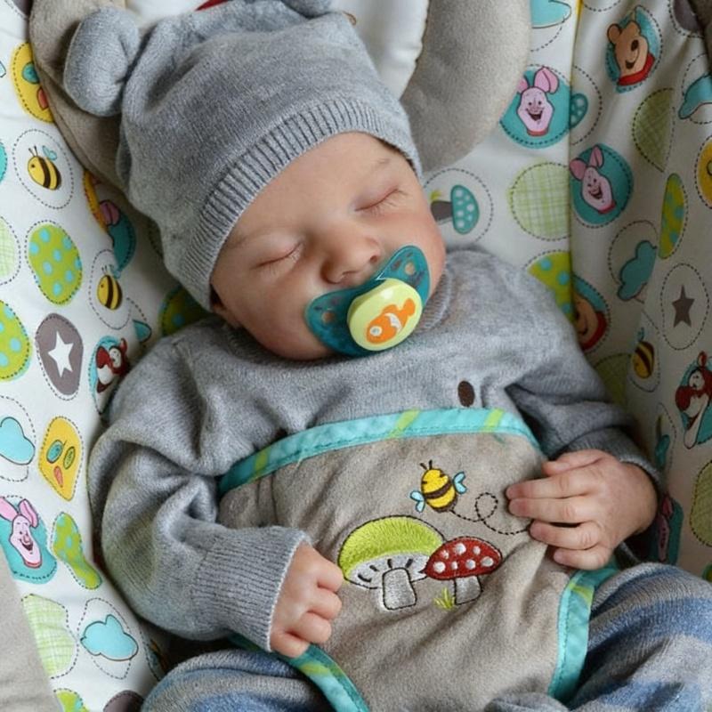 17Inch Reborn Baby Doll Soft Silicone Vinyl Realistic Newborn Toy Gift for Kids