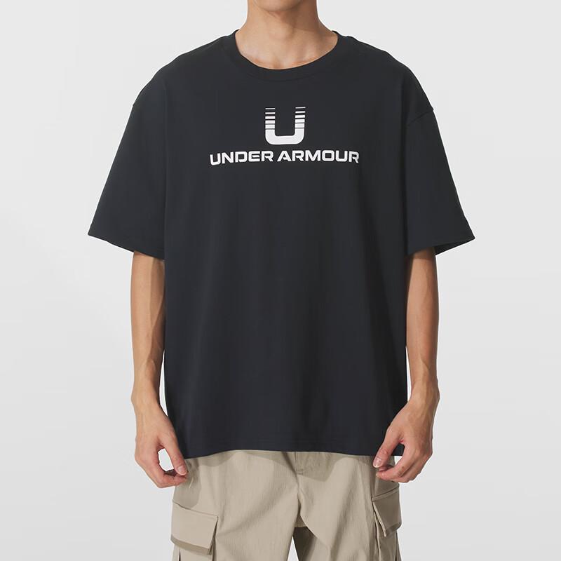 

Under Armour Men s Short Sleeve T-Shirt M