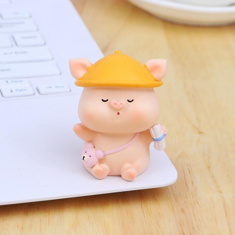Creative Japanese Cute Pig Desktop Ornament for Car or Office